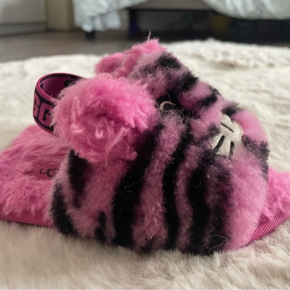 Toddler Uggs - Picture 4 of 4